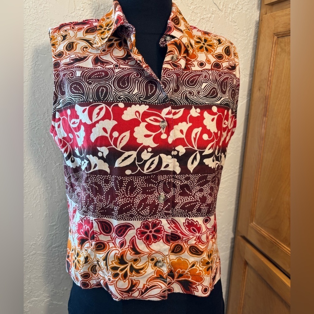 Linen Embassy Row Petites Size 12 P Sleeveless Fitted Graphic Top